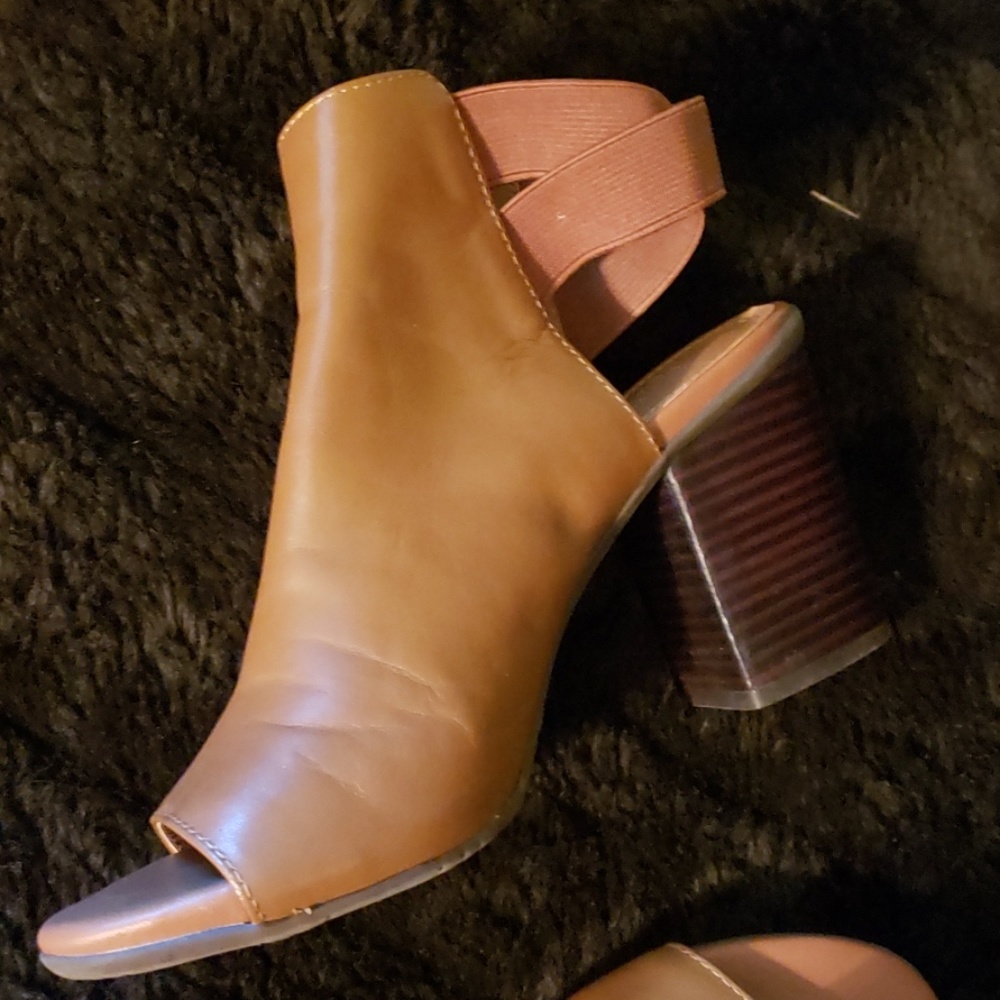Block Heel Open Toed - image 4
